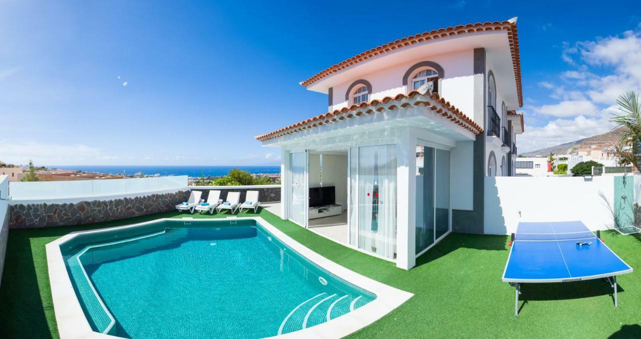 Luxury White Villa With Sea View, Heated Pool Адехе Екстер'єр фото