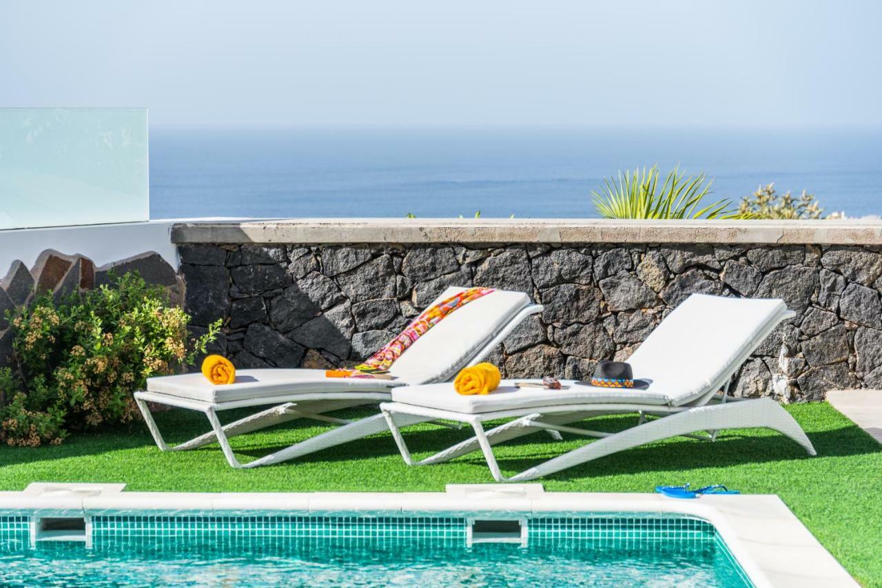 Luxury White Villa With Sea View, Heated Pool Адехе Екстер'єр фото